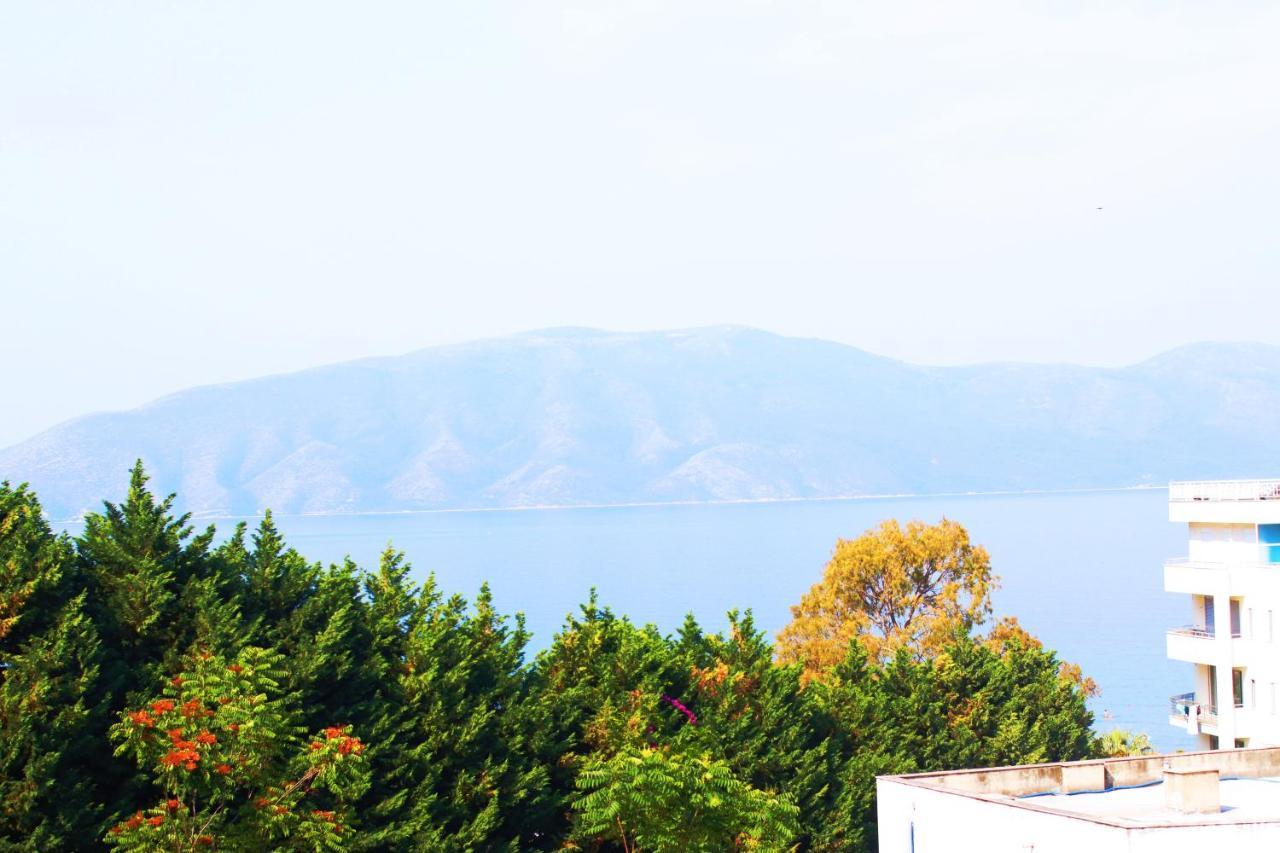 Hotel Kristal Vlore Exterior photo