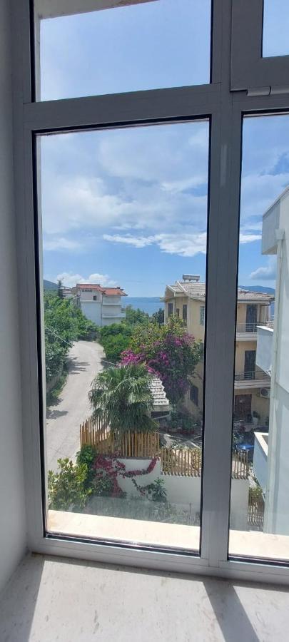 Hotel Kristal Vlore Exterior photo